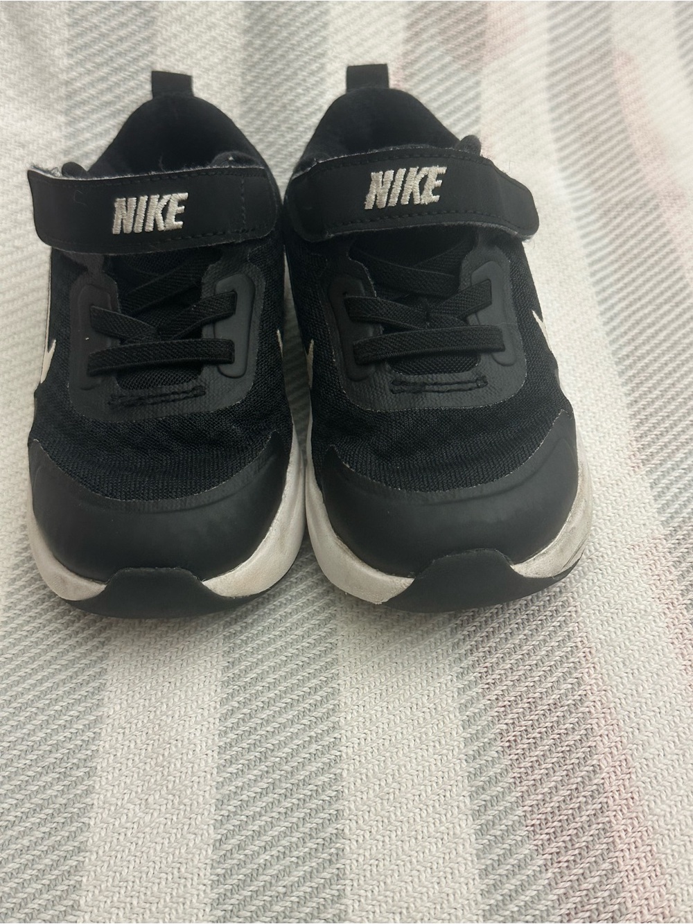 Nike Kids Black and White Velcro Sneakers